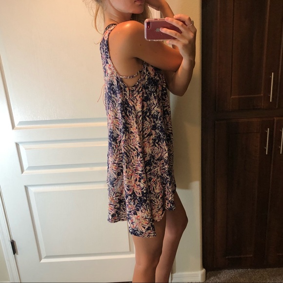 Roxy Dress, Perfect for Summer - Picture 3 of 4